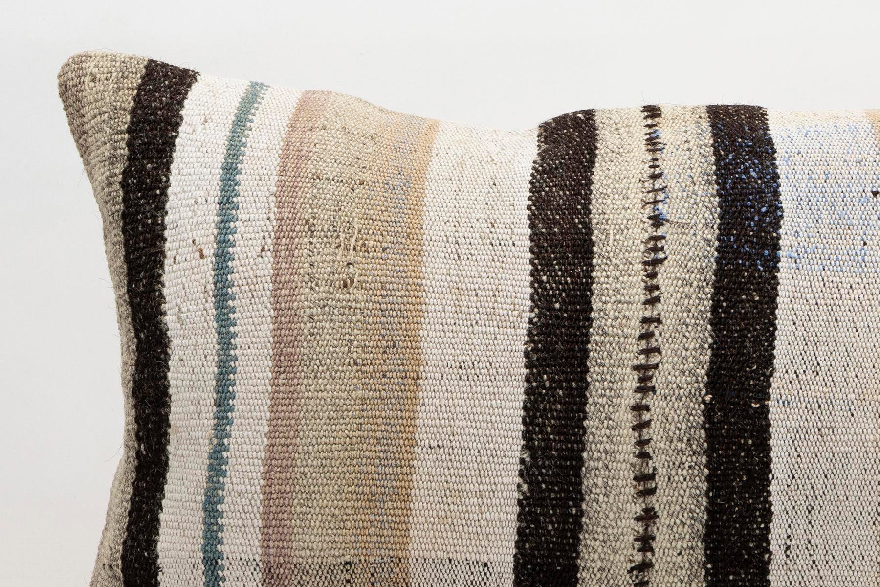 16x24 inches (40x60 cm) Kilim Pillow | KILIM WHOLESALE - Vintage Handmade Pillows - Vintage Handmade Kilim Rugs - It is 100% wool. Artistic and historical rugs. Old handwoven rugs. - Online hand woven rugs and kilim cushions sales. Shipping to a