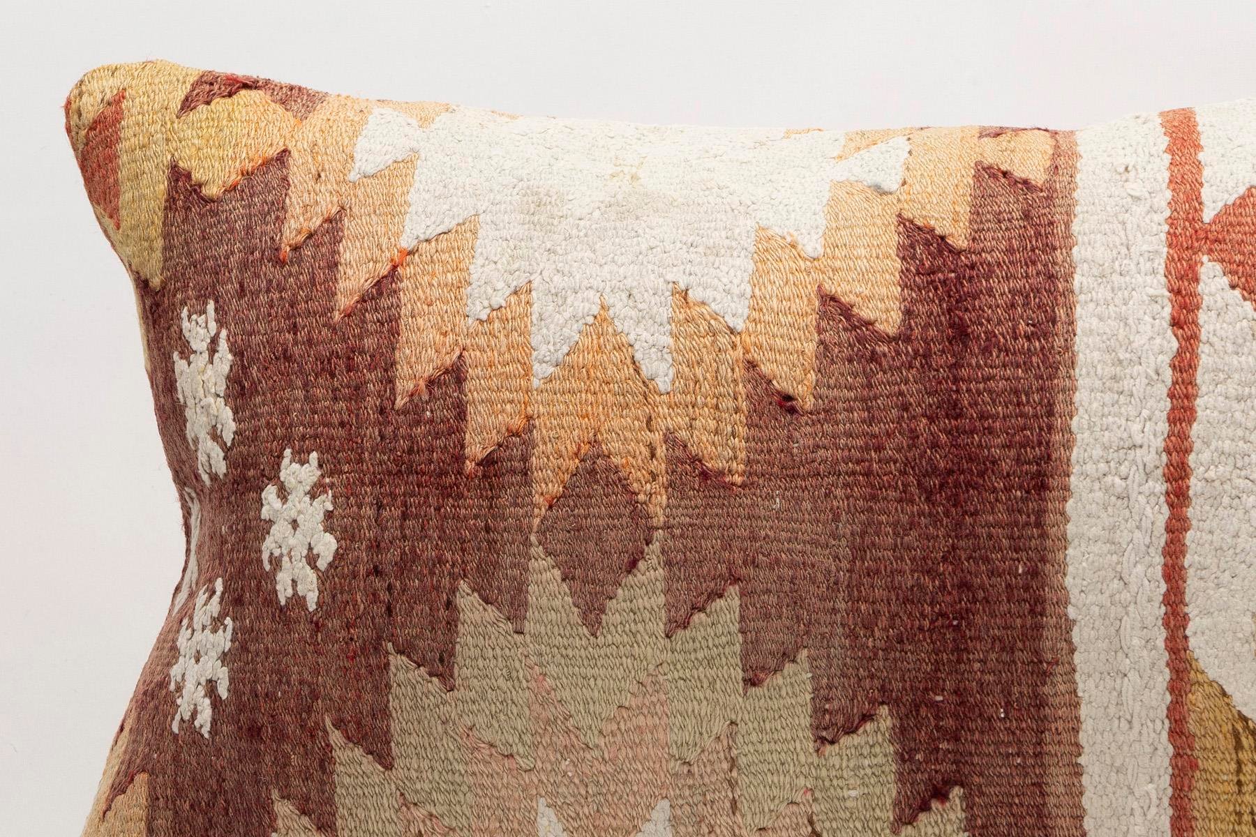 16x24 inches (40x60 cm) Kilim Pillow | KILIM WHOLESALE - Vintage Handmade Pillows - Vintage Handmade Kilim Rugs - It is 100% wool. Artistic and historical rugs. Old handwoven rugs. - Online hand woven rugs and kilim cushions sales. Shipping to a