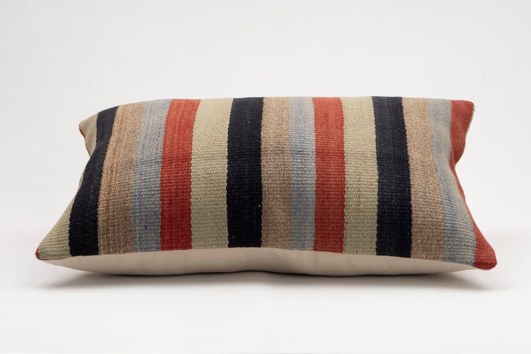 16x24 inches (40x60 cm) Kilim Pillow | KILIM WHOLESALE - Vintage Handmade Pillows - Vintage Handmade Kilim Rugs - It is 100% wool. Artistic and historical rugs. Old handwoven rugs. - Online hand woven rugs and kilim cushions sales. Shipping to a