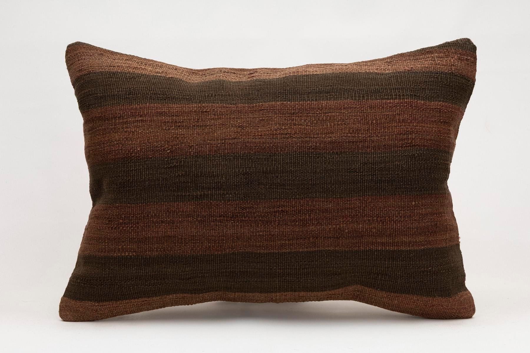 16x24 inches (40x60 cm) Kilim Pillow | KILIM WHOLESALE - Vintage Handmade Pillows - Vintage Handmade Kilim Rugs - It is 100% wool. Artistic and historical rugs. Old handwoven rugs. - Online hand woven rugs and kilim cushions sales. Shipping to a