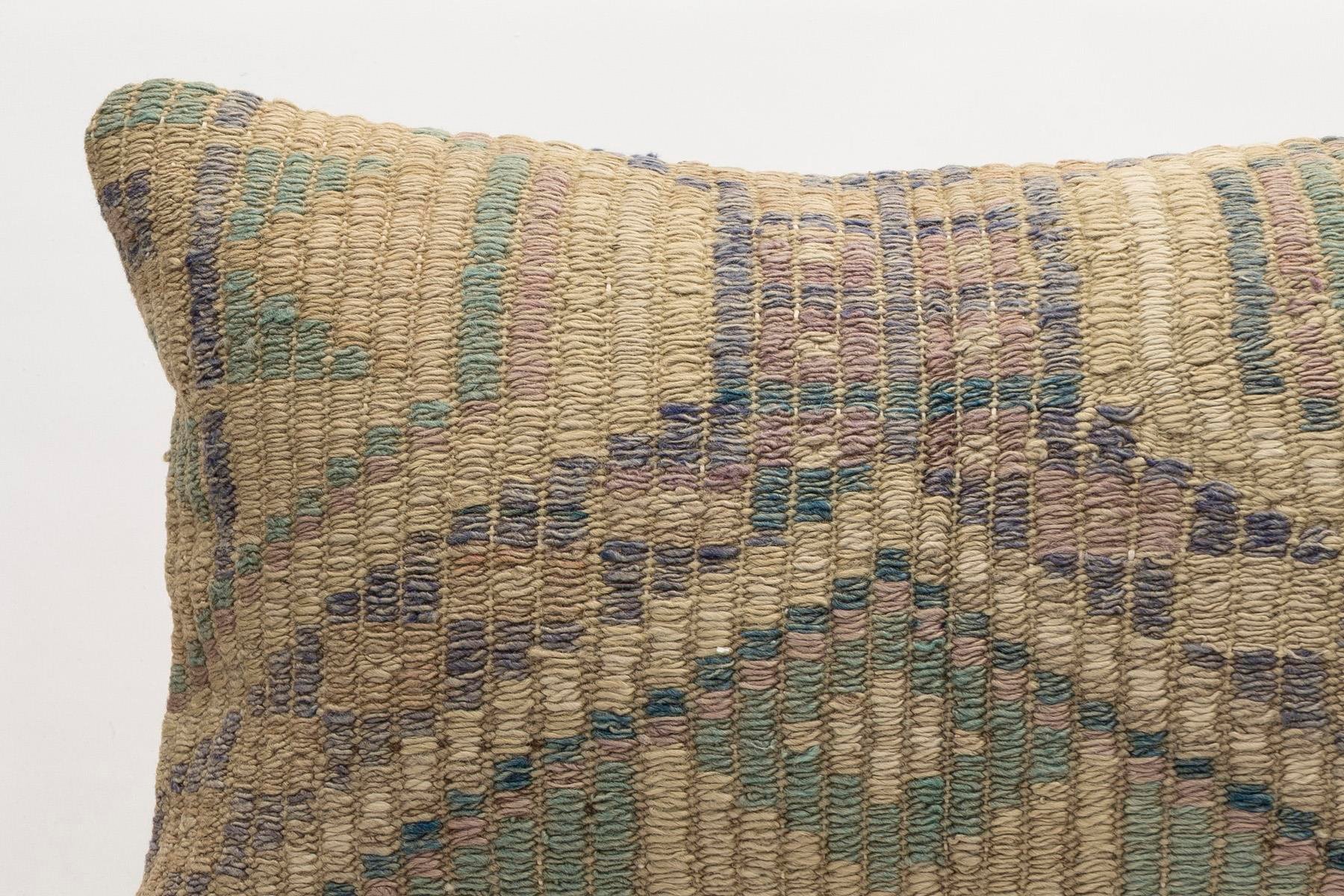 16x24 inches (40x60 cm) Kilim Pillow | KILIM WHOLESALE - Vintage Handmade Pillows - Vintage Handmade Kilim Rugs - It is 100% wool. Artistic and historical rugs. Old handwoven rugs. - Online hand woven rugs and kilim cushions sales. Shipping to a