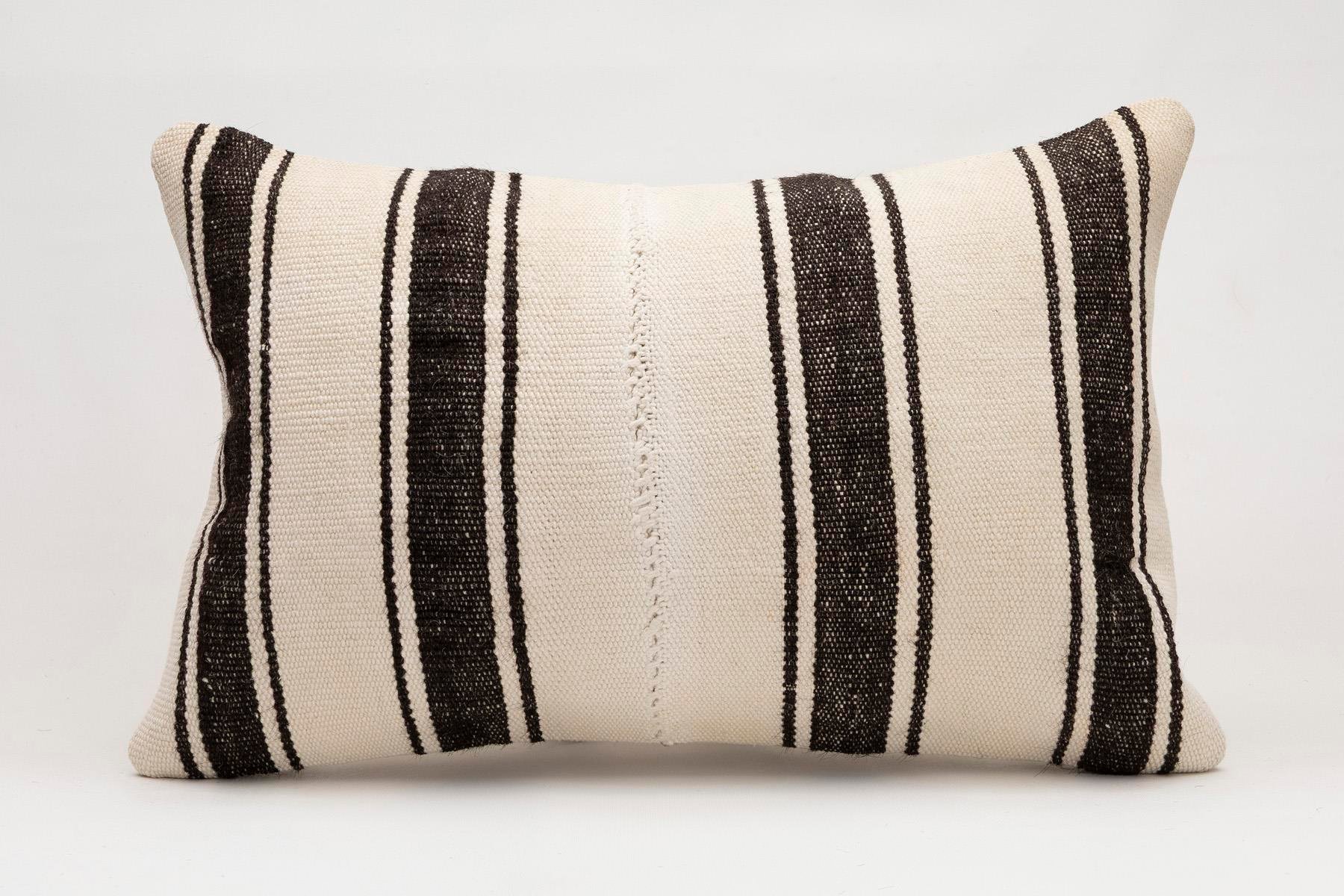 16x24 inches (40x60 cm) Kilim Pillow | KILIM WHOLESALE - Vintage Handmade Pillows - Vintage Handmade Kilim Rugs - It is 100% wool. Artistic and historical rugs. Old handwoven rugs. - Online hand woven rugs and kilim cushions sales. Shipping to a