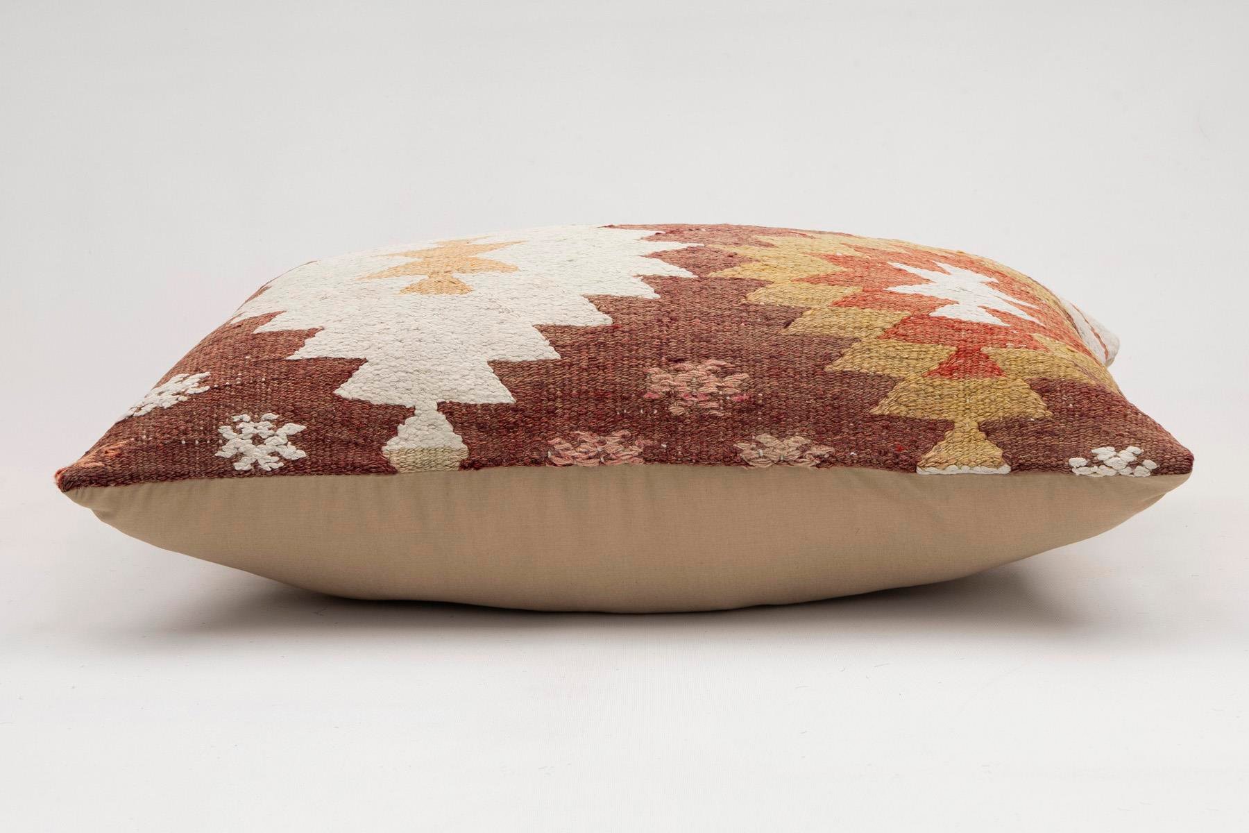 16x24 inches (40x60 cm) Kilim Pillow | KILIM WHOLESALE - Vintage Handmade Pillows - Vintage Handmade Kilim Rugs - It is 100% wool. Artistic and historical rugs. Old handwoven rugs. - Online hand woven rugs and kilim cushions sales. Shipping to a