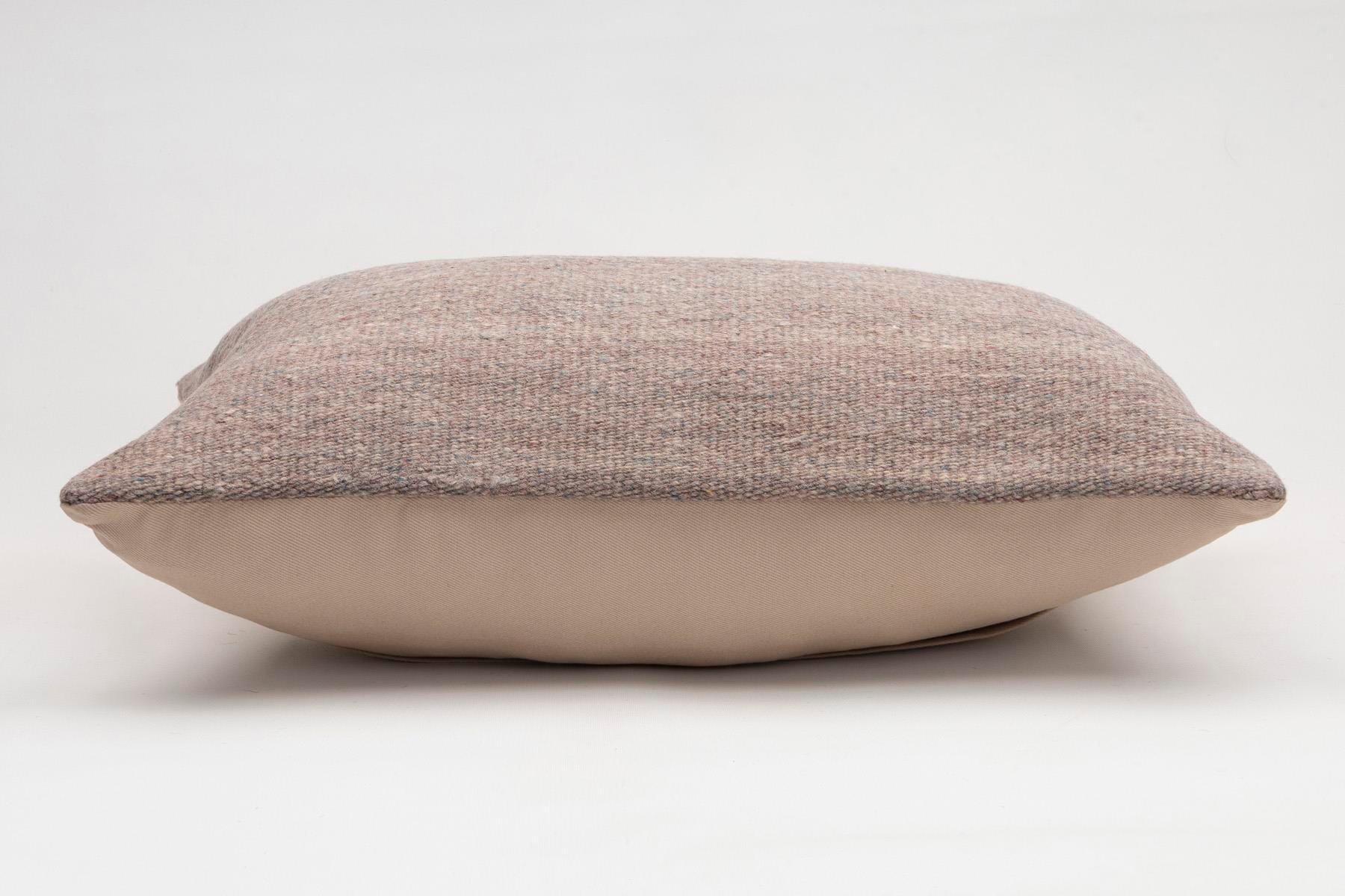 16x24 inches (40x60 cm) Kilim Pillow | KILIM WHOLESALE - Vintage Handmade Pillows - Vintage Handmade Kilim Rugs - It is 100% wool. Artistic and historical rugs. Old handwoven rugs. - Online hand woven rugs and kilim cushions sales. Shipping to a