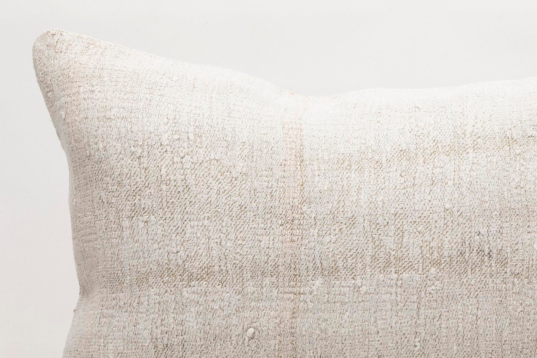 16x24 inches (40x60 cm) Kilim Pillow | KILIM WHOLESALE - Vintage Handmade Pillows - Vintage Handmade Kilim Rugs - It is 100% wool. Artistic and historical rugs. Old handwoven rugs. - Online hand woven rugs and kilim cushions sales. Shipping to a