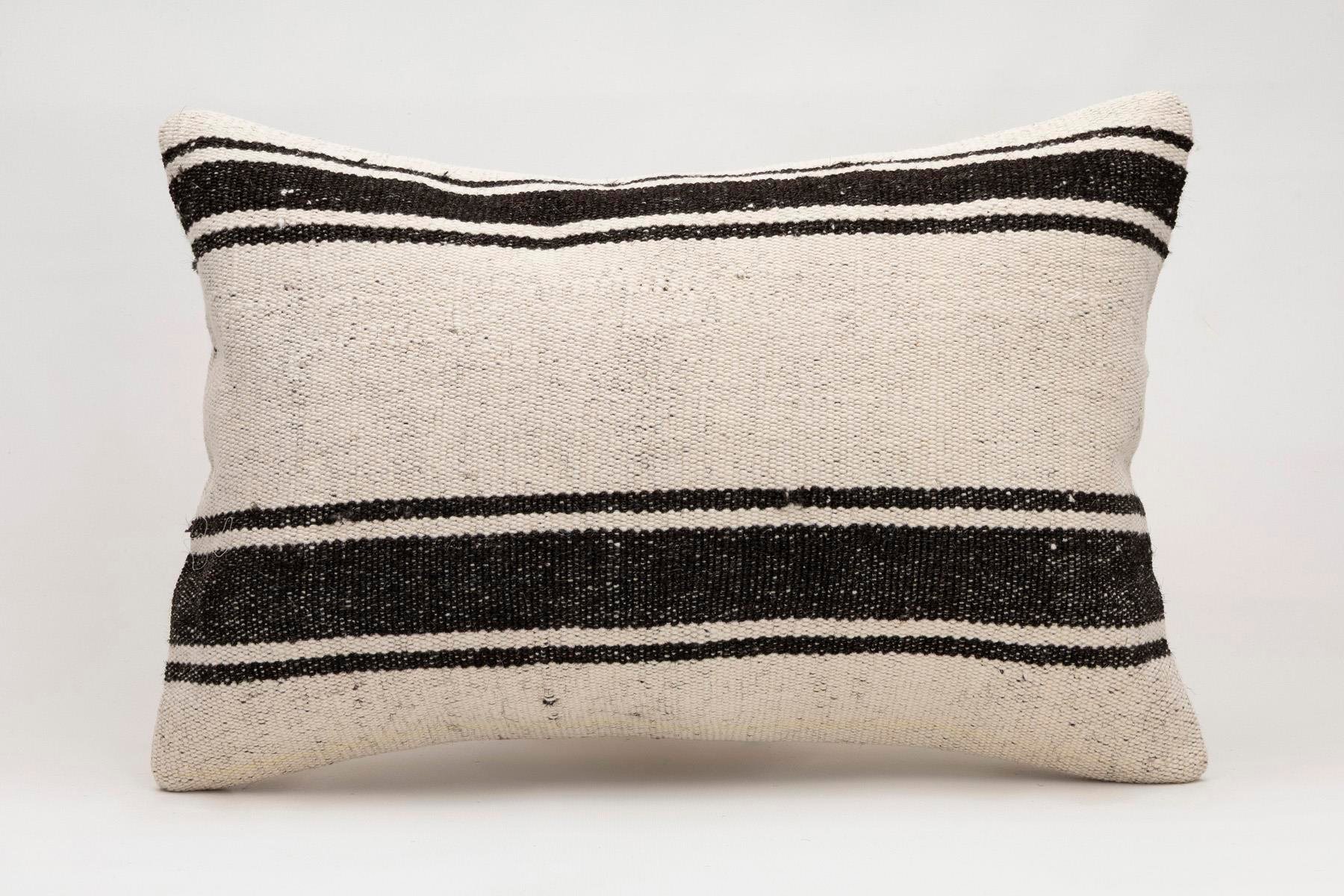 16x24 inches (40x60 cm) Kilim Pillow | KILIM WHOLESALE - Vintage Handmade Pillows - Vintage Handmade Kilim Rugs - It is 100% wool. Artistic and historical rugs. Old handwoven rugs. - Online hand woven rugs and kilim cushions sales. Shipping to a