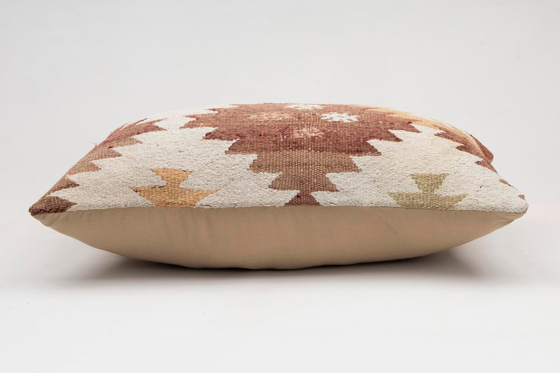16x24 inches (40x60 cm) Kilim Pillow | KILIM WHOLESALE - Vintage Handmade Pillows - Vintage Handmade Kilim Rugs - It is 100% wool. Artistic and historical rugs. Old handwoven rugs. - Online hand woven rugs and kilim cushions sales. Shipping to a