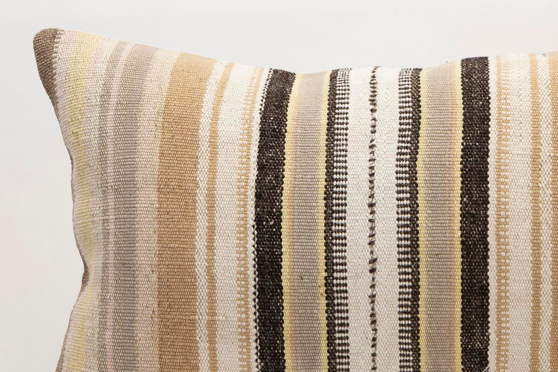 16x24 inches (40x60 cm) Kilim Pillow | KILIM WHOLESALE - Vintage Handmade Pillows - Vintage Handmade Kilim Rugs - It is 100% wool. Artistic and historical rugs. Old handwoven rugs. - Online hand woven rugs and kilim cushions sales. Shipping to a