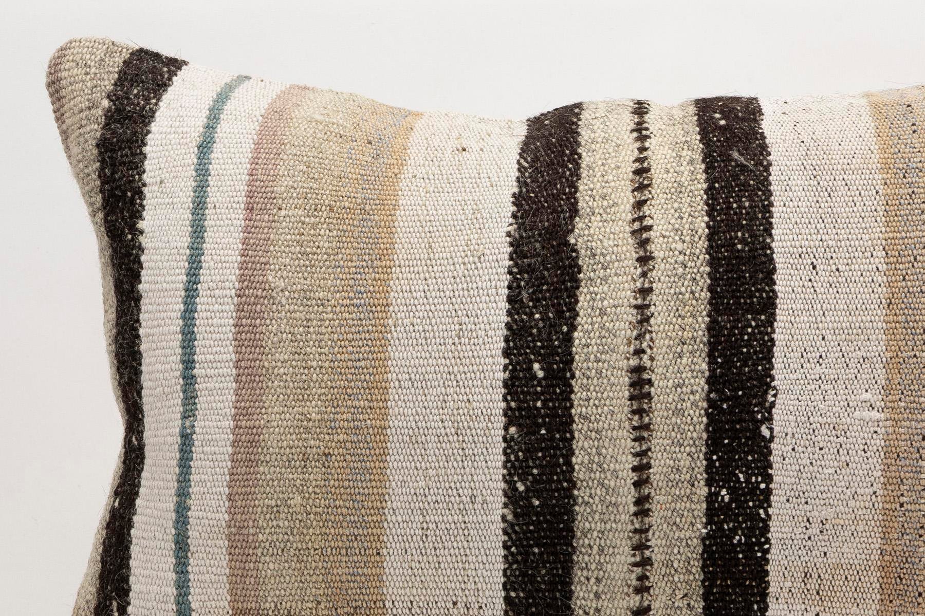 16x24 inches (40x60 cm) Kilim Pillow | KILIM WHOLESALE - Vintage Handmade Pillows - Vintage Handmade Kilim Rugs - It is 100% wool. Artistic and historical rugs. Old handwoven rugs. - Online hand woven rugs and kilim cushions sales. Shipping to a