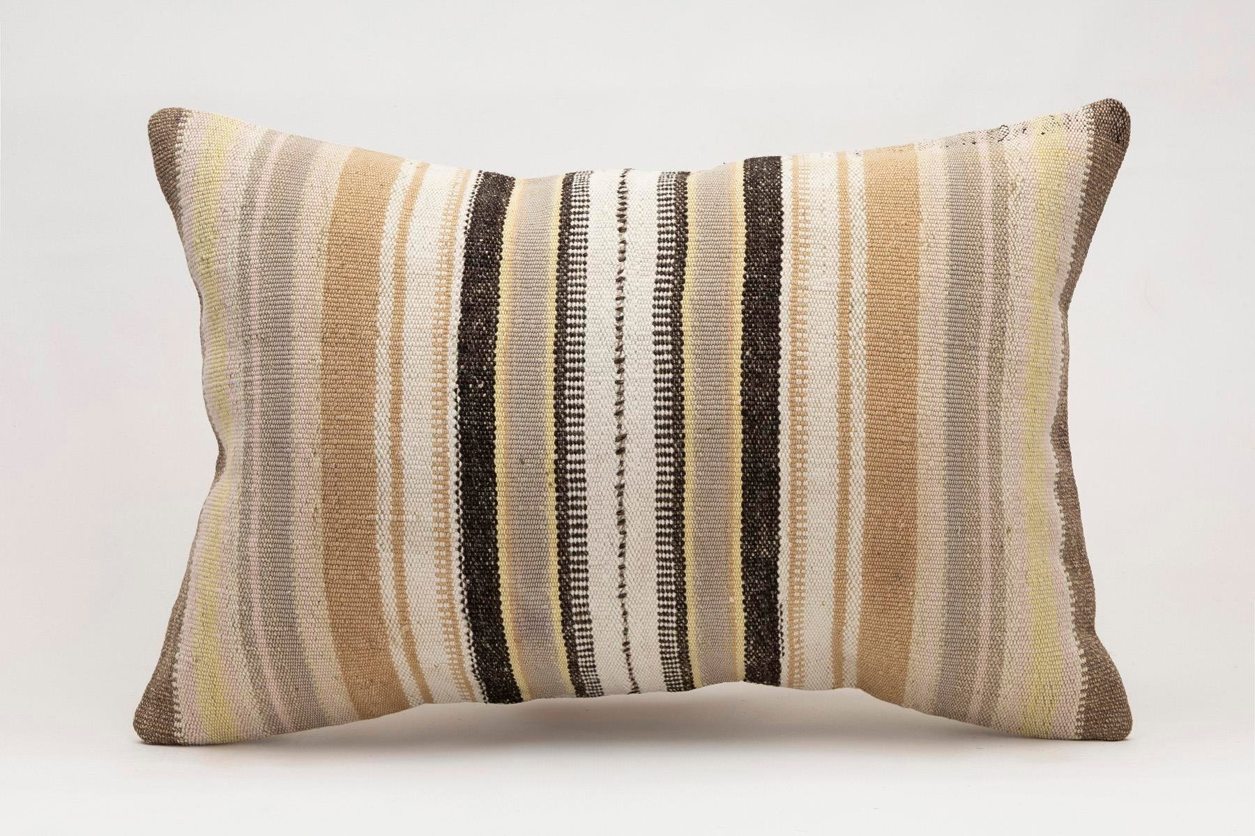 16x24 inches (40x60 cm) Kilim Pillow | KILIM WHOLESALE - Vintage Handmade Pillows - Vintage Handmade Kilim Rugs - It is 100% wool. Artistic and historical rugs. Old handwoven rugs. - Online hand woven rugs and kilim cushions sales. Shipping to a