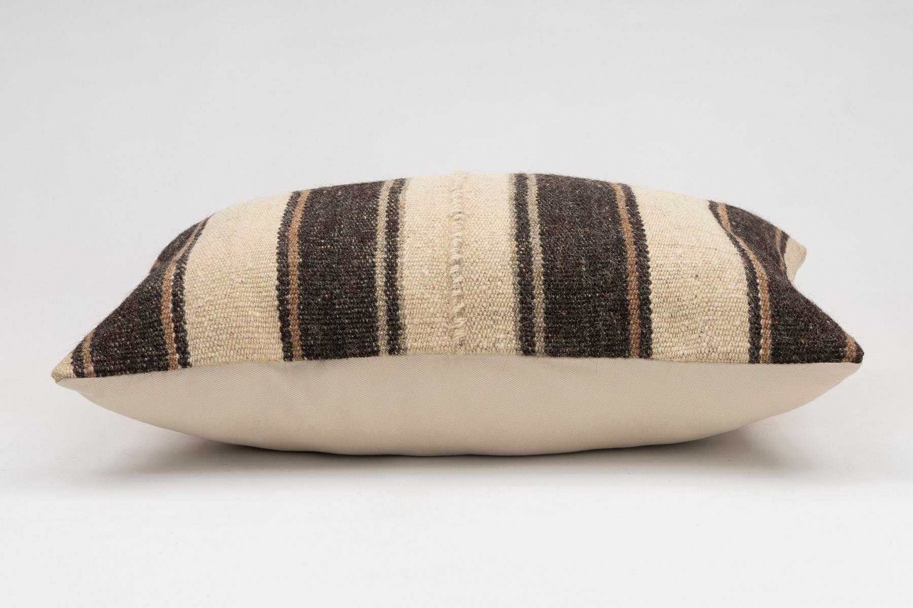 16x24 inches (40x60 cm) Kilim Pillow | KILIM WHOLESALE - Vintage Handmade Pillows - Vintage Handmade Kilim Rugs - It is 100% wool. Artistic and historical rugs. Old handwoven rugs. - Online hand woven rugs and kilim cushions sales. Shipping to a