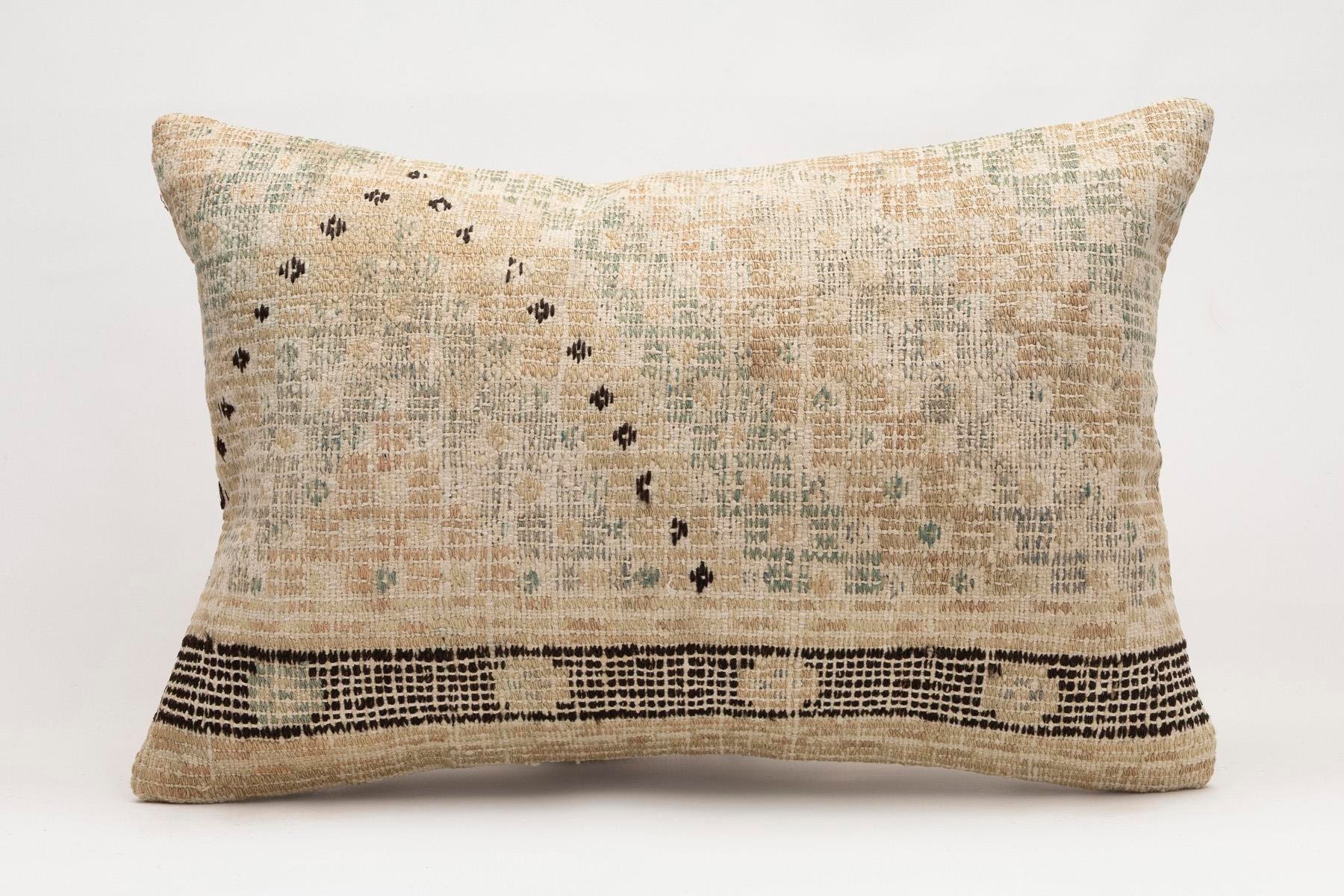 16x24 inches (40x60 cm) Kilim Pillow | KILIM WHOLESALE - Vintage Handmade Pillows - Vintage Handmade Kilim Rugs - It is 100% wool. Artistic and historical rugs. Old handwoven rugs. - Online hand woven rugs and kilim cushions sales. Shipping to a