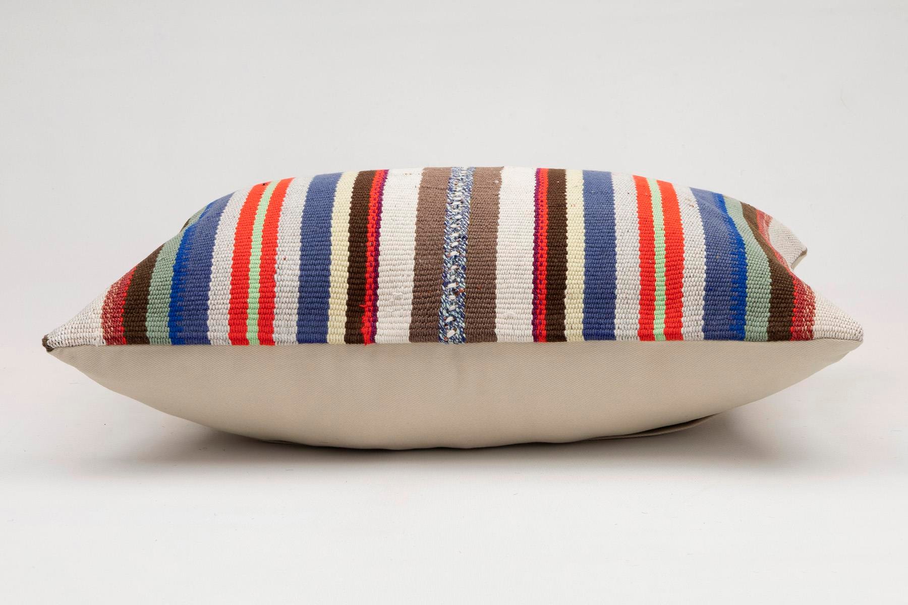 16x24 inches (40x60 cm) Kilim Pillow | KILIM WHOLESALE - Vintage Handmade Pillows - Vintage Handmade Kilim Rugs - It is 100% wool. Artistic and historical rugs. Old handwoven rugs. - Online hand woven rugs and kilim cushions sales. Shipping to a