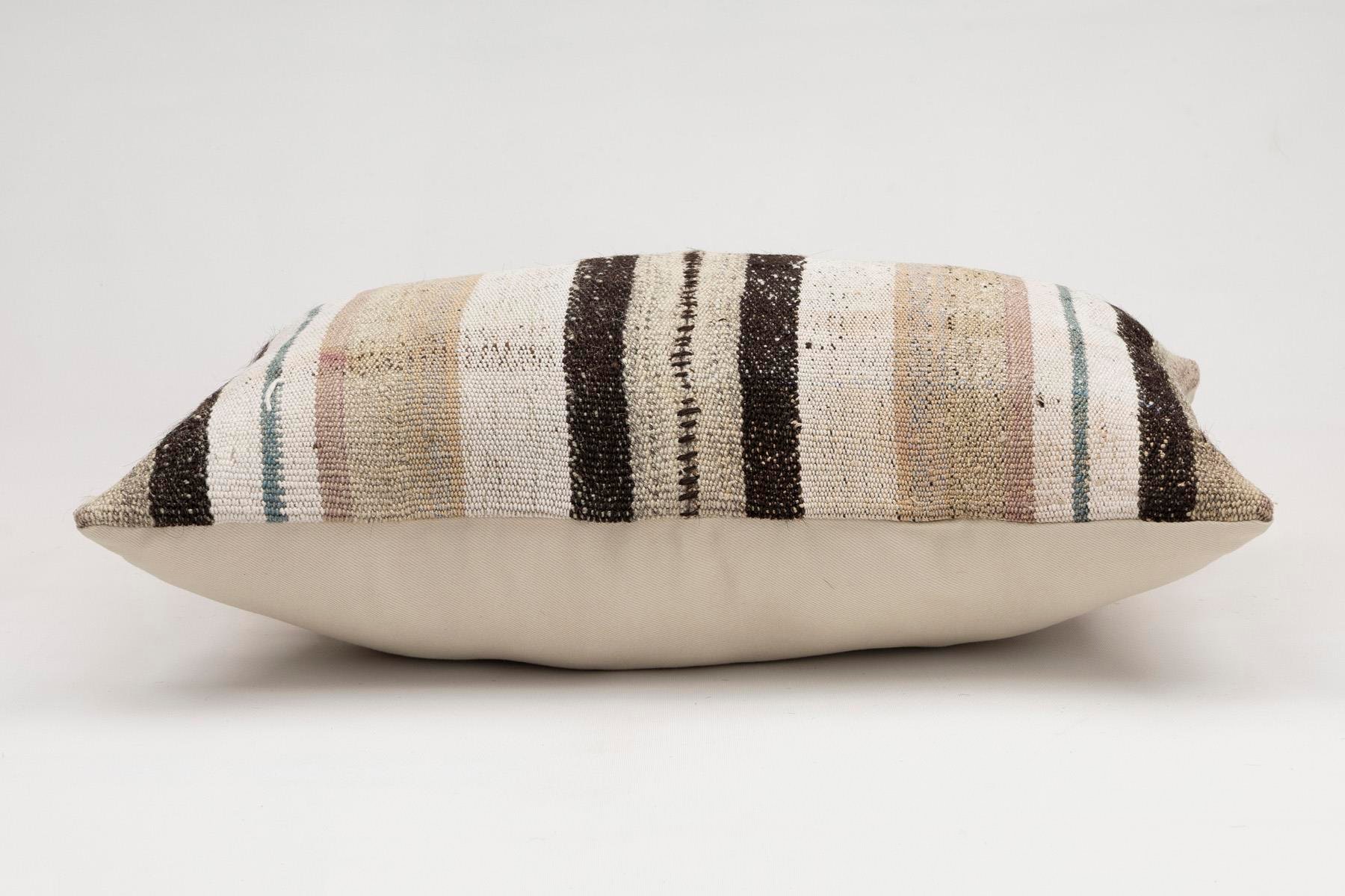 16x24 inches (40x60 cm) Kilim Pillow | KILIM WHOLESALE - Vintage Handmade Pillows - Vintage Handmade Kilim Rugs - It is 100% wool. Artistic and historical rugs. Old handwoven rugs. - Online hand woven rugs and kilim cushions sales. Shipping to a