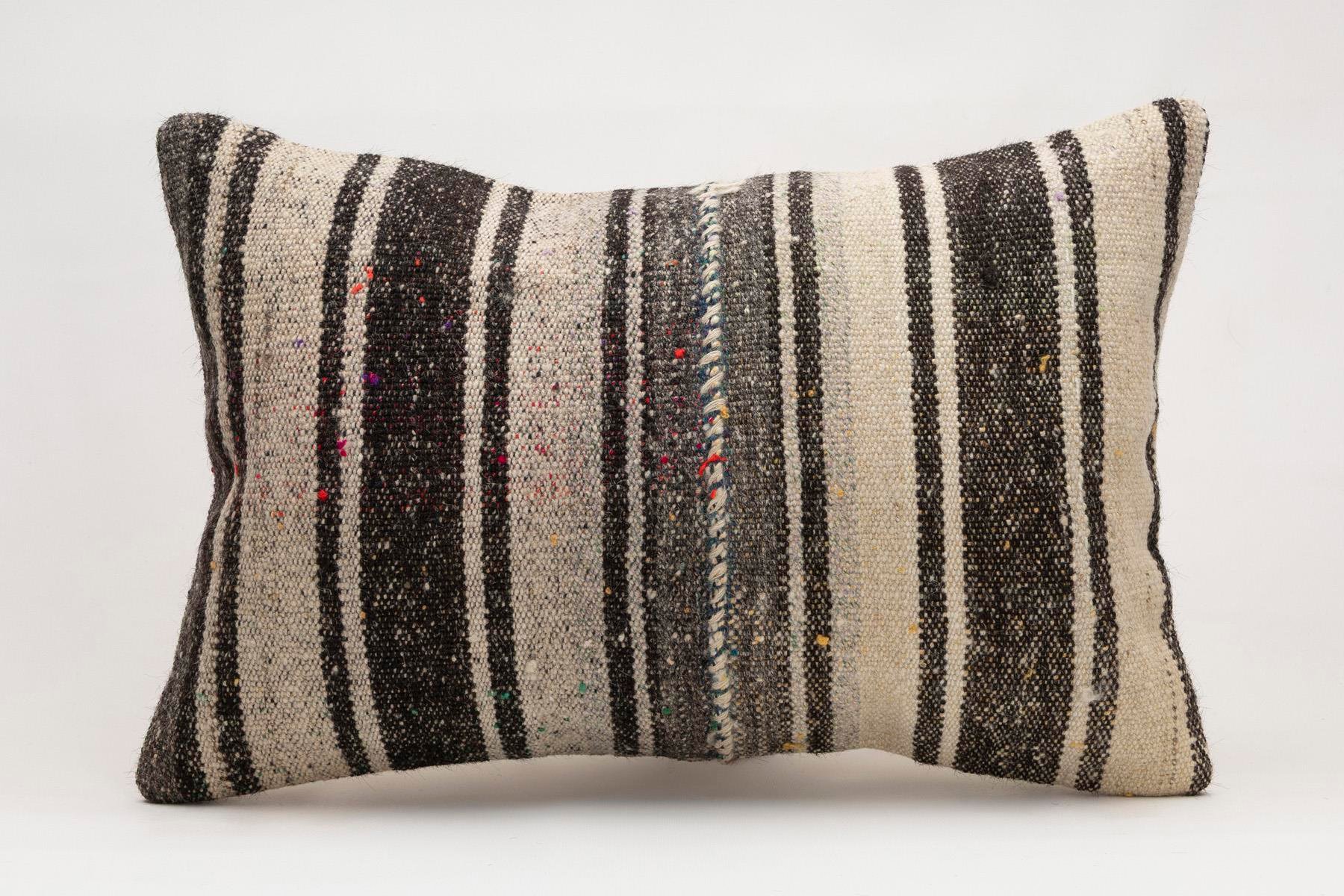 16x24 inches (40x60 cm) Kilim Pillow | KILIM WHOLESALE - Vintage Handmade Pillows - Vintage Handmade Kilim Rugs - It is 100% wool. Artistic and historical rugs. Old handwoven rugs. - Online hand woven rugs and kilim cushions sales. Shipping to a