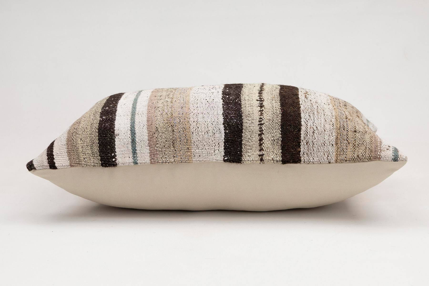 16x24 inches (40x60 cm) Kilim Pillow | KILIM WHOLESALE - Vintage Handmade Pillows - Vintage Handmade Kilim Rugs - It is 100% wool. Artistic and historical rugs. Old handwoven rugs. - Online hand woven rugs and kilim cushions sales. Shipping to a