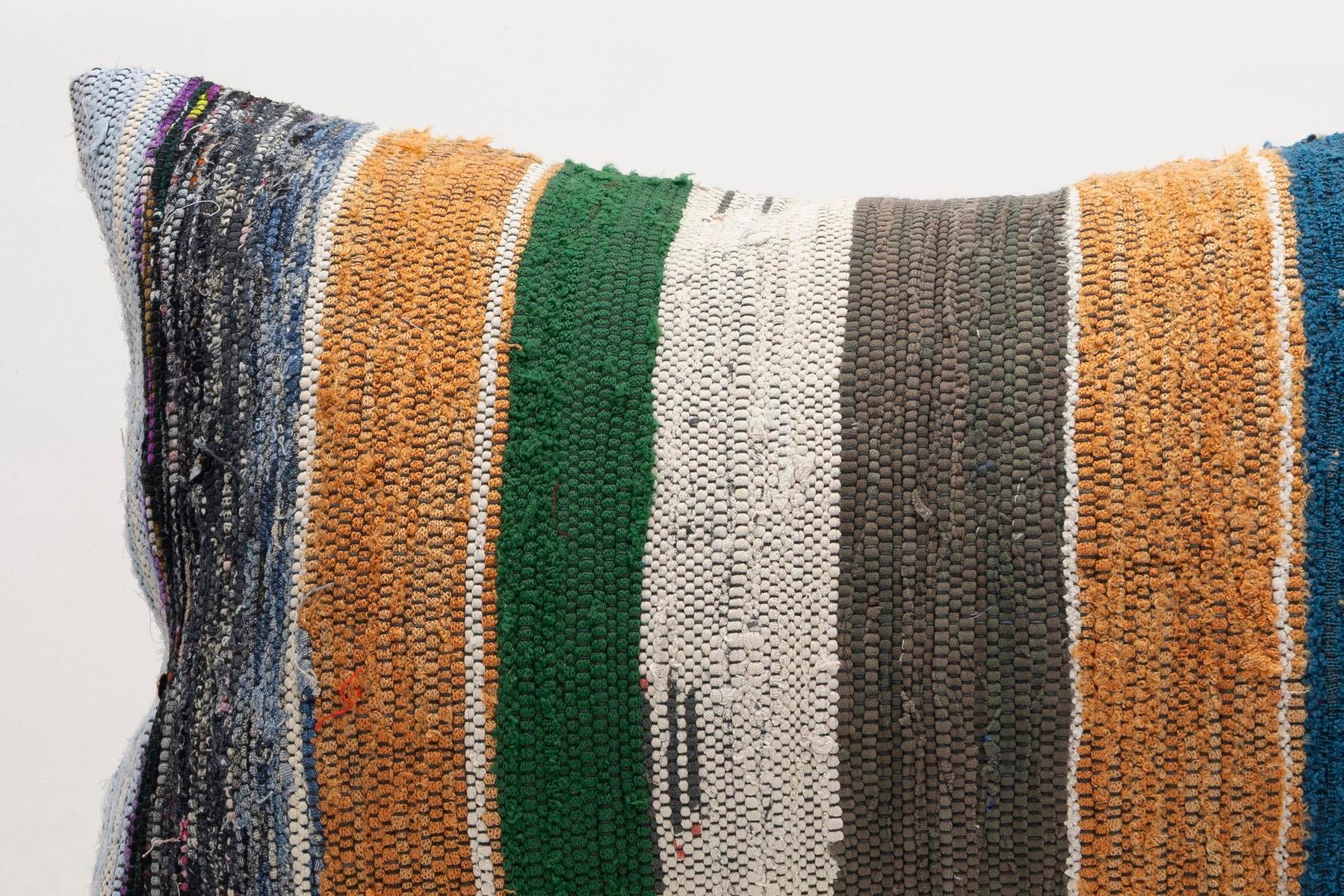 16x24 inches (40x60 cm) Kilim Pillow | KILIM WHOLESALE - Vintage Handmade Pillows - Vintage Handmade Kilim Rugs - It is 100% wool. Artistic and historical rugs. Old handwoven rugs. - Online hand woven rugs and kilim cushions sales. Shipping to a