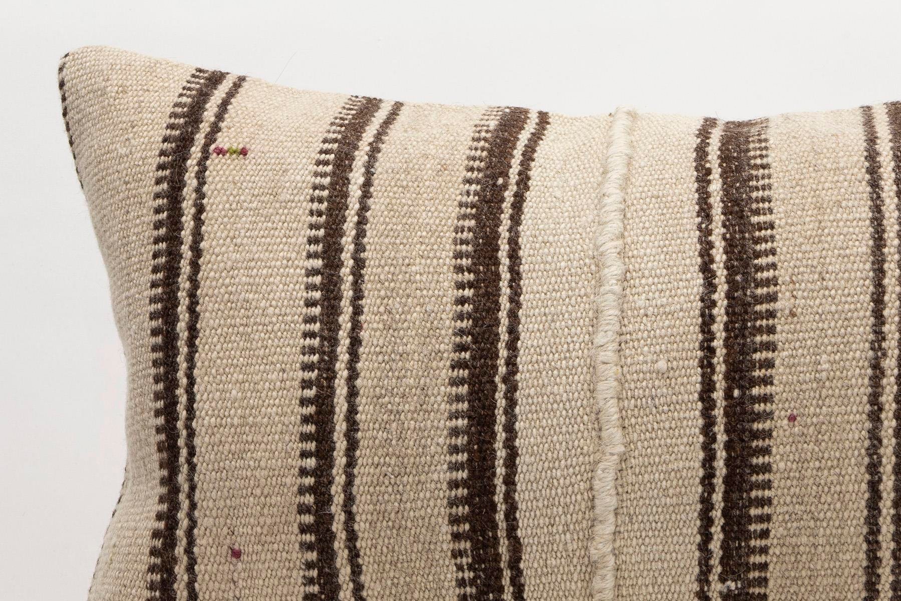 16x24 inches (40x60 cm) Kilim Pillow | KILIM WHOLESALE - Vintage Handmade Pillows - Vintage Handmade Kilim Rugs - It is 100% wool. Artistic and historical rugs. Old handwoven rugs. - Online hand woven rugs and kilim cushions sales. Shipping to a