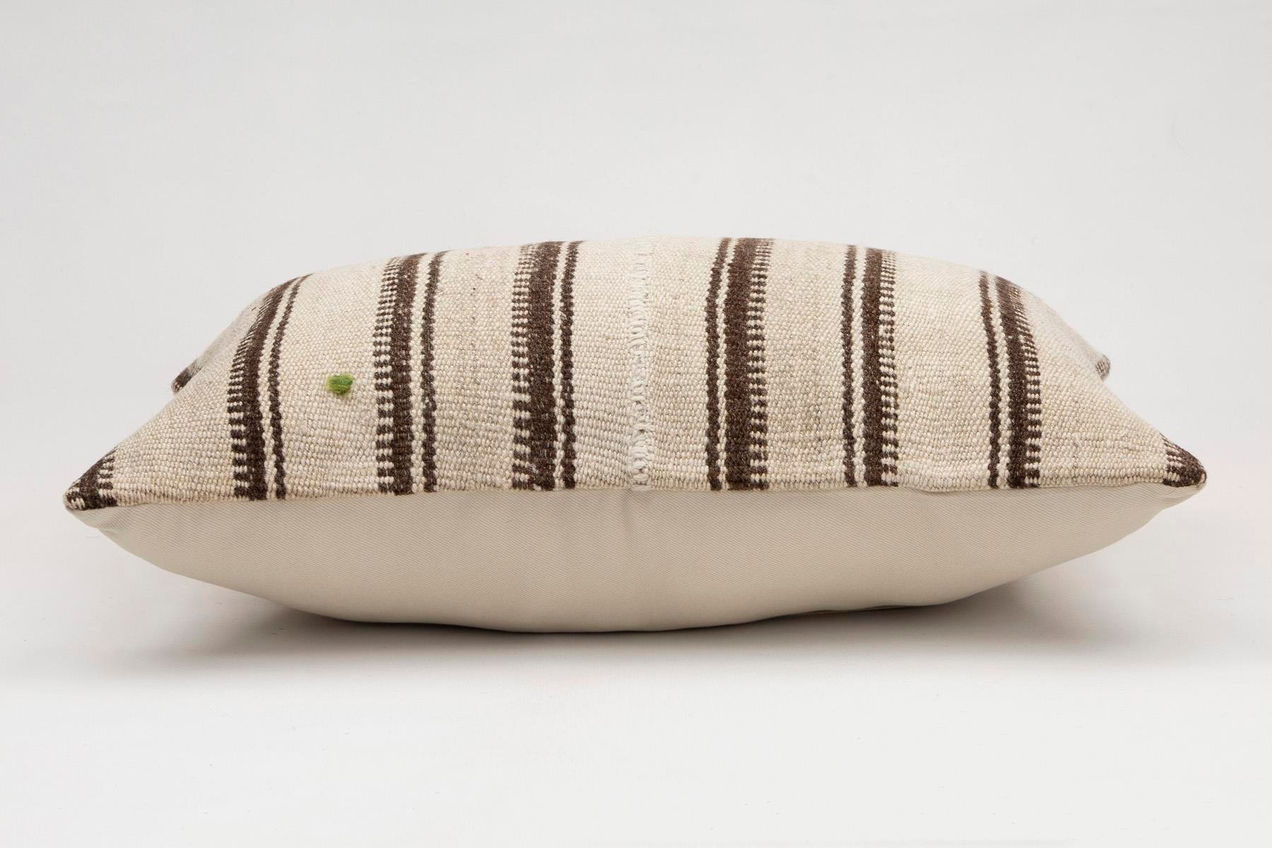 16x24 inches (40x60 cm) Kilim Pillow | KILIM WHOLESALE - Vintage Handmade Pillows - Vintage Handmade Kilim Rugs - It is 100% wool. Artistic and historical rugs. Old handwoven rugs. - Online hand woven rugs and kilim cushions sales. Shipping to a