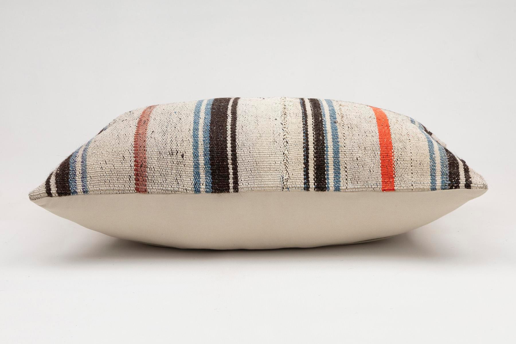 16x24 inches (40x60 cm) Kilim Pillow | KILIM WHOLESALE - Vintage Handmade Pillows - Vintage Handmade Kilim Rugs - It is 100% wool. Artistic and historical rugs. Old handwoven rugs. - Online hand woven rugs and kilim cushions sales. Shipping to a