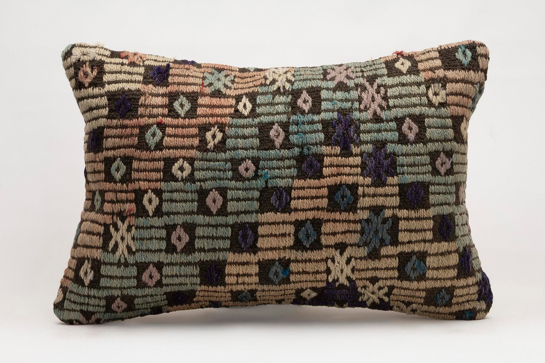 16x24 inches (40x60 cm) Kilim Pillow | KILIM WHOLESALE - Vintage Handmade Pillows - Vintage Handmade Kilim Rugs - It is 100% wool. Artistic and historical rugs. Old handwoven rugs. - Online hand woven rugs and kilim cushions sales. Shipping to a