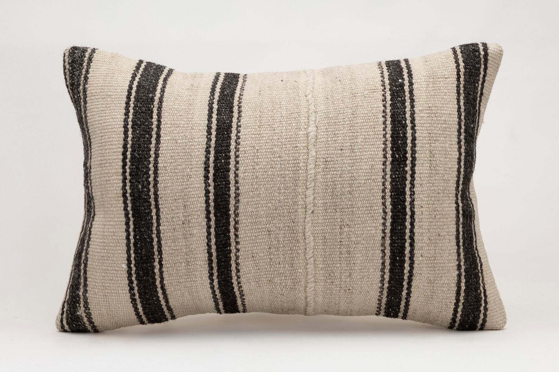 16x24 inches (40x60 cm) Kilim Pillow | KILIM WHOLESALE - Vintage Handmade Pillows - Vintage Handmade Kilim Rugs - It is 100% wool. Artistic and historical rugs. Old handwoven rugs. - Online hand woven rugs and kilim cushions sales. Shipping to a