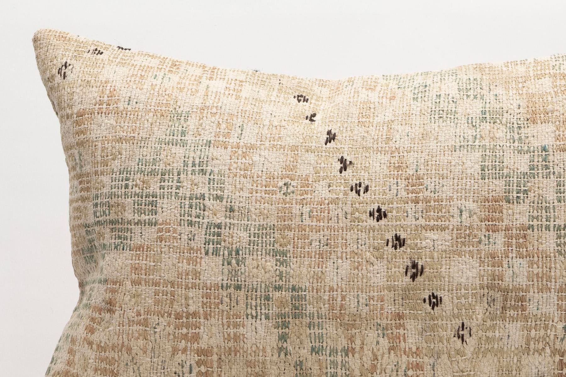 16x24 inches (40x60 cm) Kilim Pillow | KILIM WHOLESALE - Vintage Handmade Pillows - Vintage Handmade Kilim Rugs - It is 100% wool. Artistic and historical rugs. Old handwoven rugs. - Online hand woven rugs and kilim cushions sales. Shipping to a