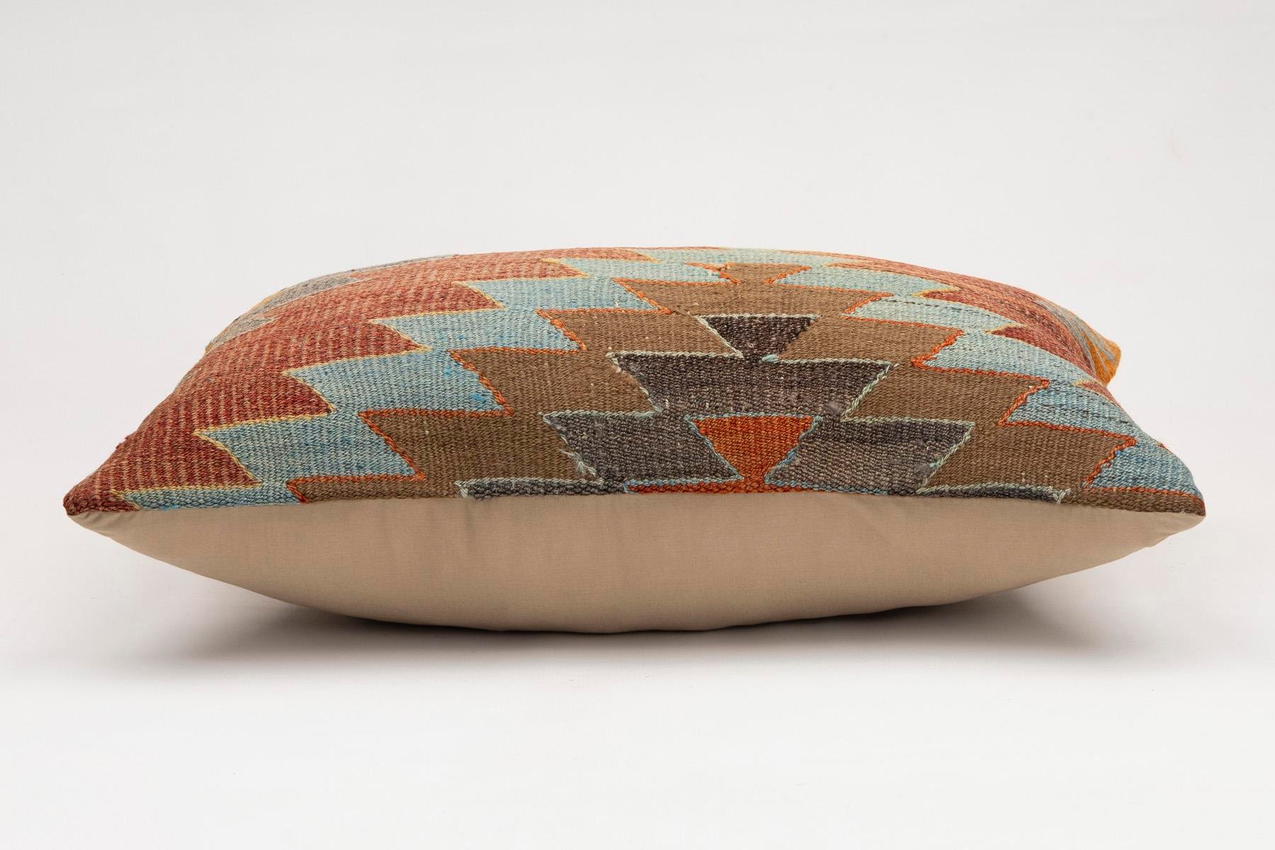 16x24 inches (40x60 cm) Kilim Pillow | KILIM WHOLESALE - Vintage Handmade Pillows - Vintage Handmade Kilim Rugs - It is 100% wool. Artistic and historical rugs. Old handwoven rugs. - Online hand woven rugs and kilim cushions sales. Shipping to a