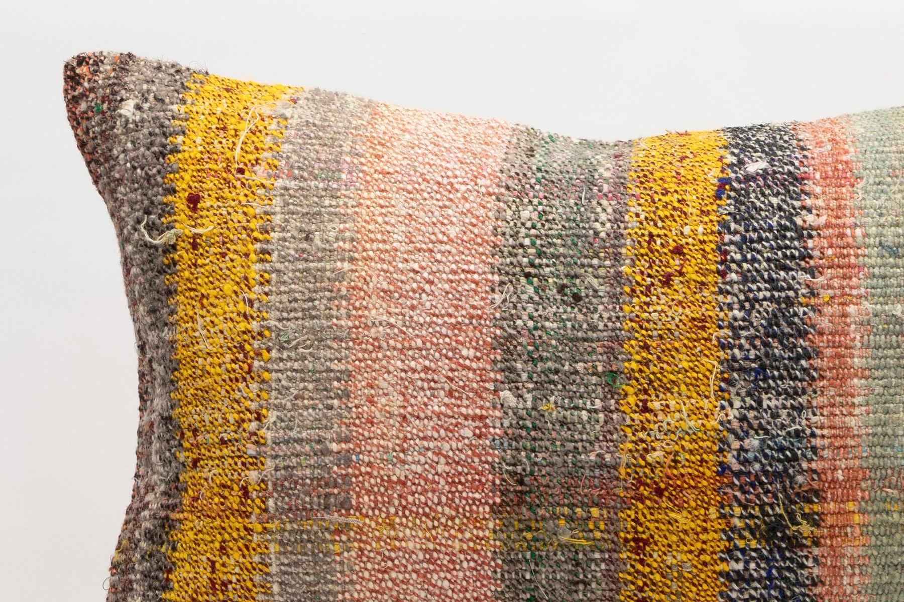 16x24 inches (40x60 cm) Kilim Pillow | KILIM WHOLESALE - Vintage Handmade Pillows - Vintage Handmade Kilim Rugs - It is 100% wool. Artistic and historical rugs. Old handwoven rugs. - Online hand woven rugs and kilim cushions sales. Shipping to a