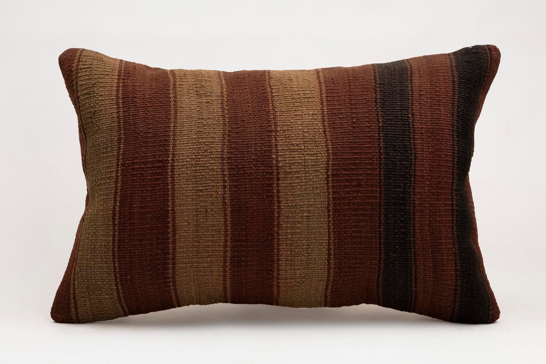 16x24 inches (40x60 cm) Kilim Pillow | KILIM WHOLESALE - Vintage Handmade Pillows - Vintage Handmade Kilim Rugs - It is 100% wool. Artistic and historical rugs. Old handwoven rugs. - Online hand woven rugs and kilim cushions sales. Shipping to a