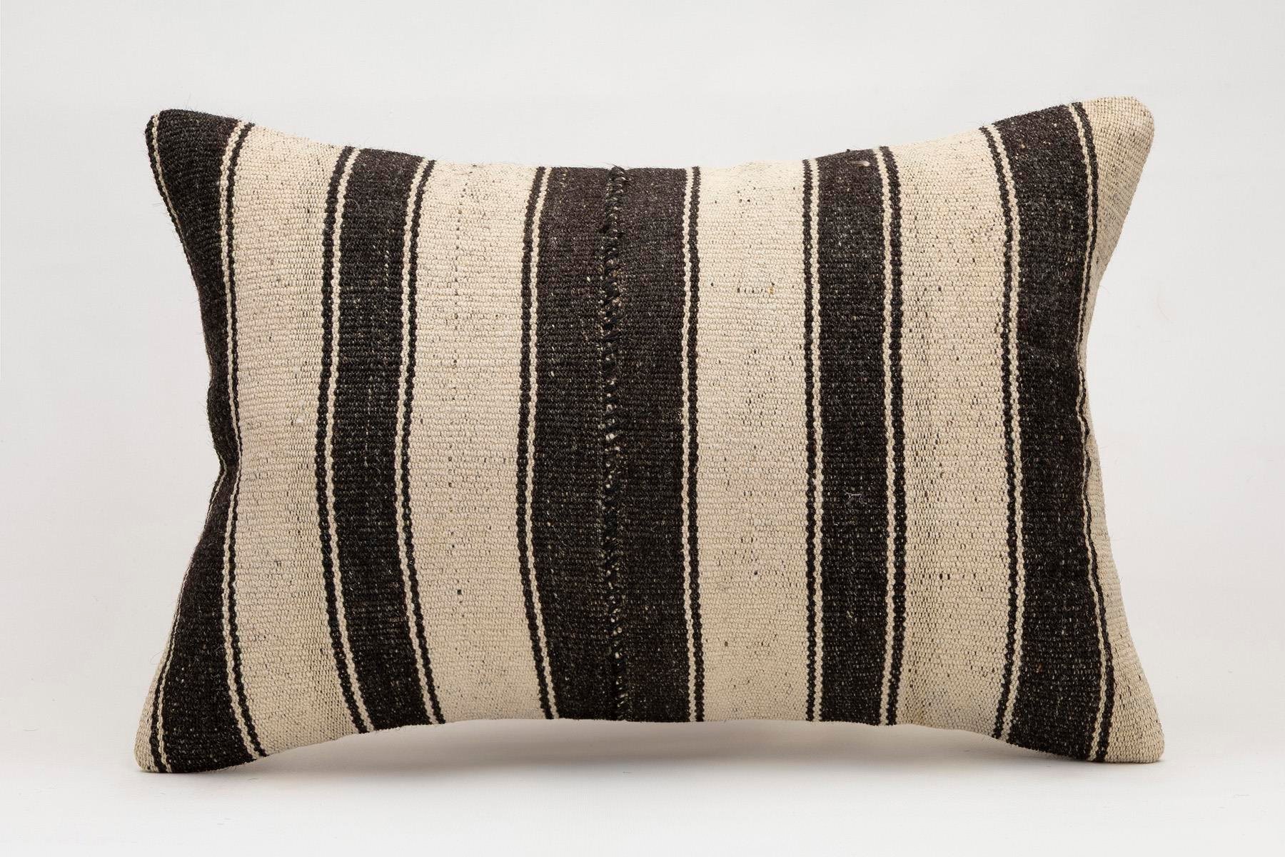 16x24 inches (40x60 cm) Kilim Pillow | KILIM WHOLESALE - Vintage Handmade Pillows - Vintage Handmade Kilim Rugs - It is 100% wool. Artistic and historical rugs. Old handwoven rugs. - Online hand woven rugs and kilim cushions sales. Shipping to a
