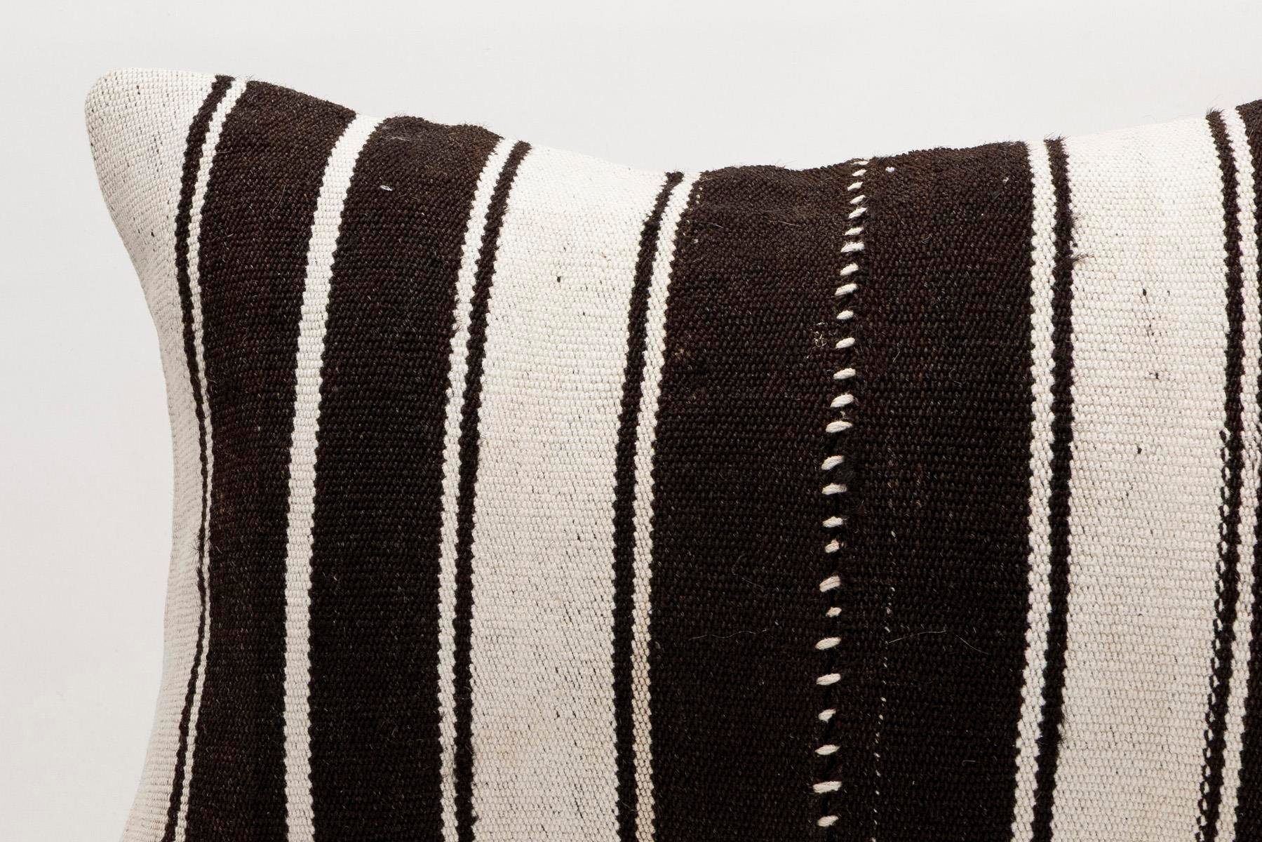 16x24 inches (40x60 cm) Kilim Pillow | KILIM WHOLESALE - Vintage Handmade Pillows - Vintage Handmade Kilim Rugs - It is 100% wool. Artistic and historical rugs. Old handwoven rugs. - Online hand woven rugs and kilim cushions sales. Shipping to a