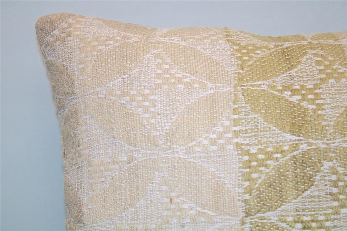 16x16 feet (40x40 cm) Kilim Pillow