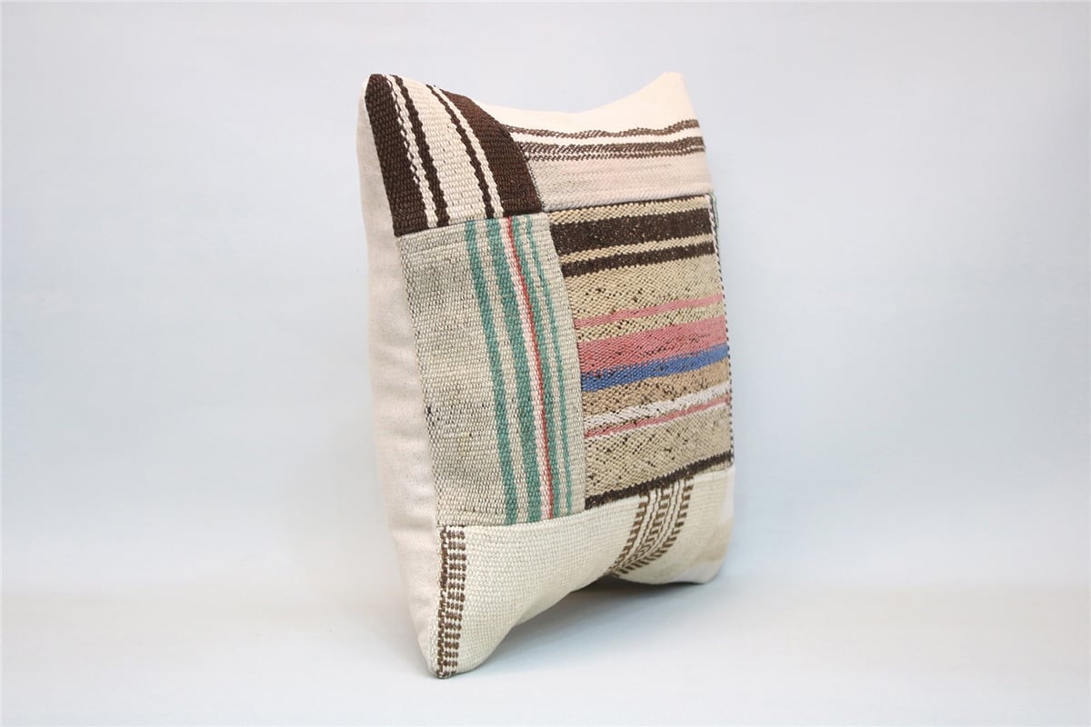 16x16 feet (40x40 cm) Kilim Pillow