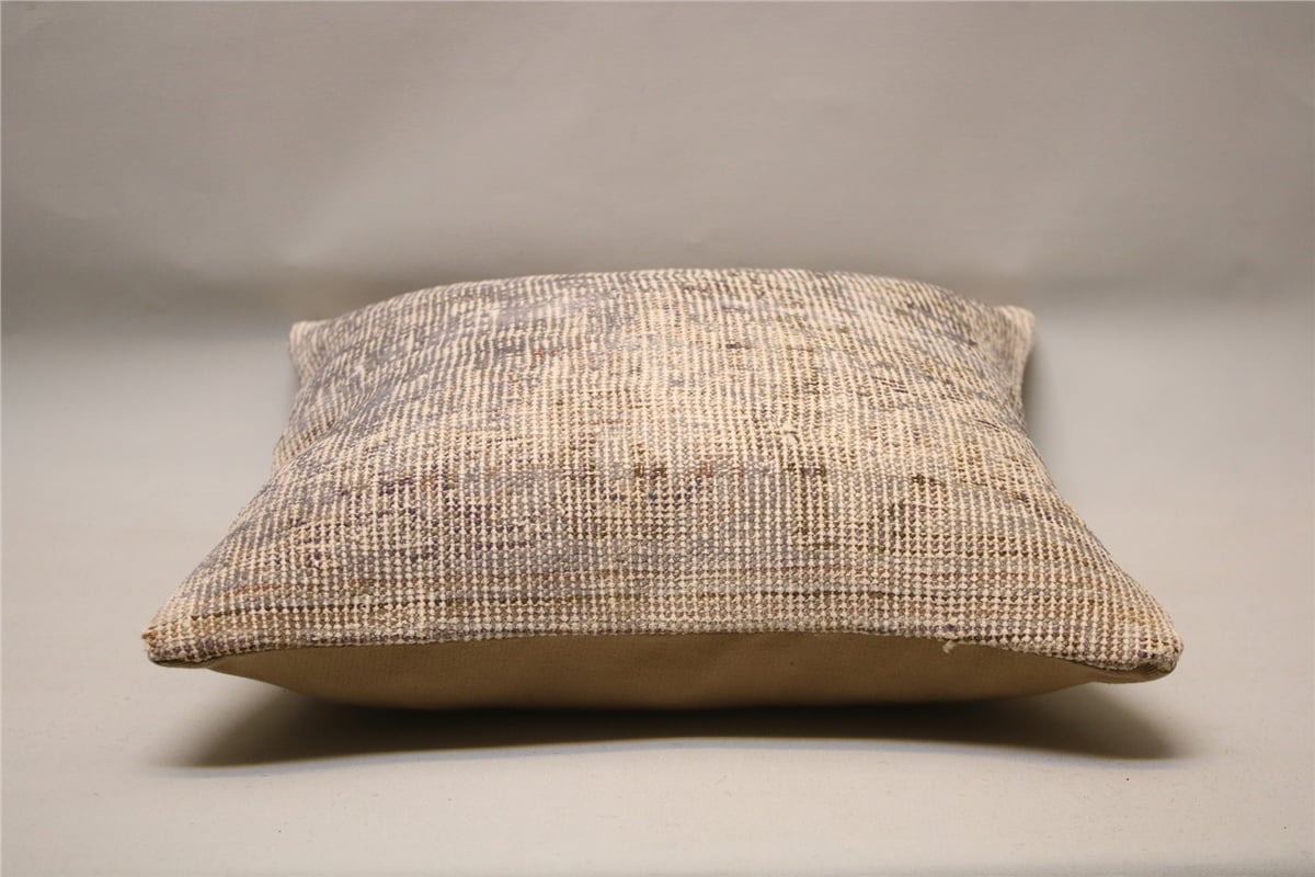 16x16 feet (40x40 cm) Kilim Pillow