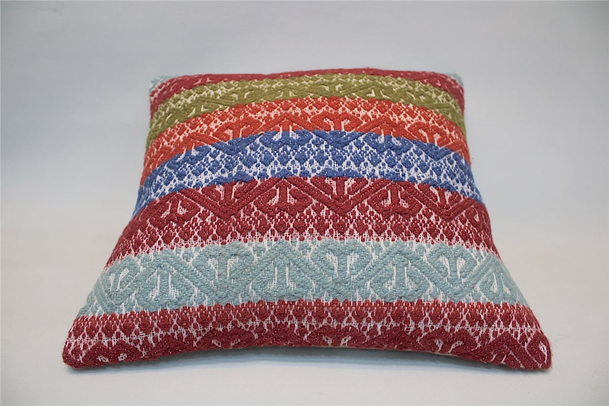 16x16 feet (40x40 cm) Kilim Pillow