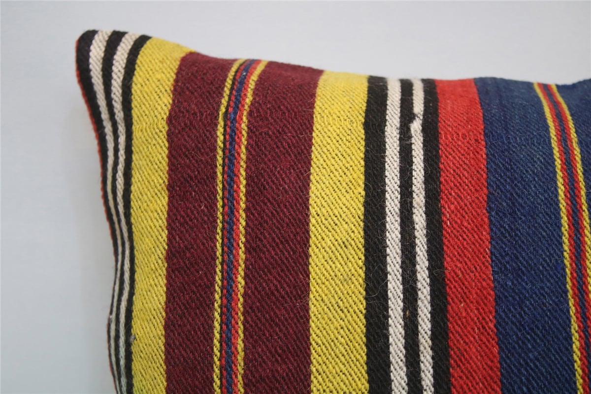 16x16 feet (40x40 cm) Kilim Pillow