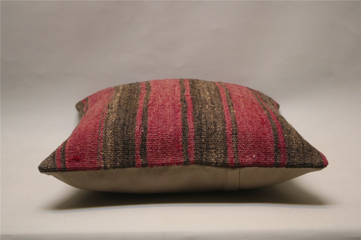 16x16 feet (40x40 cm) Kilim Pillow