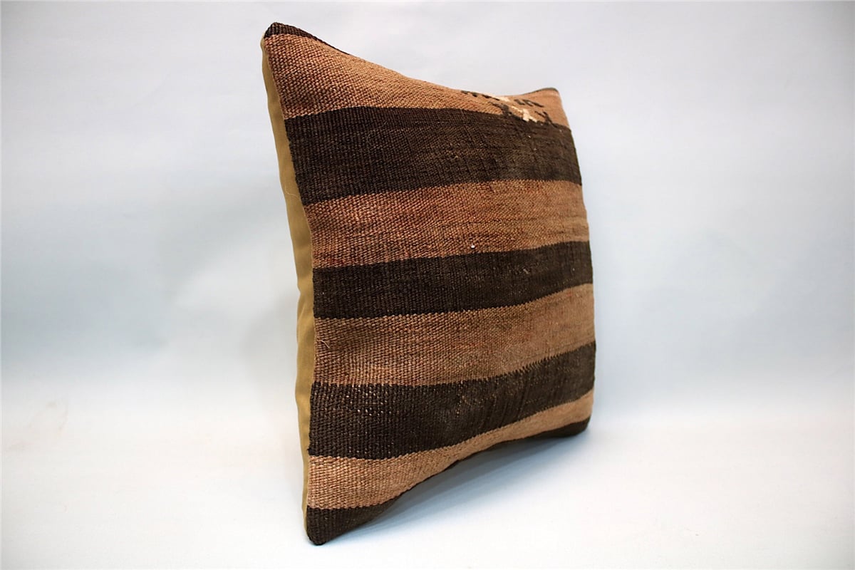 16x16 feet (40x40 cm) Kilim Pillow