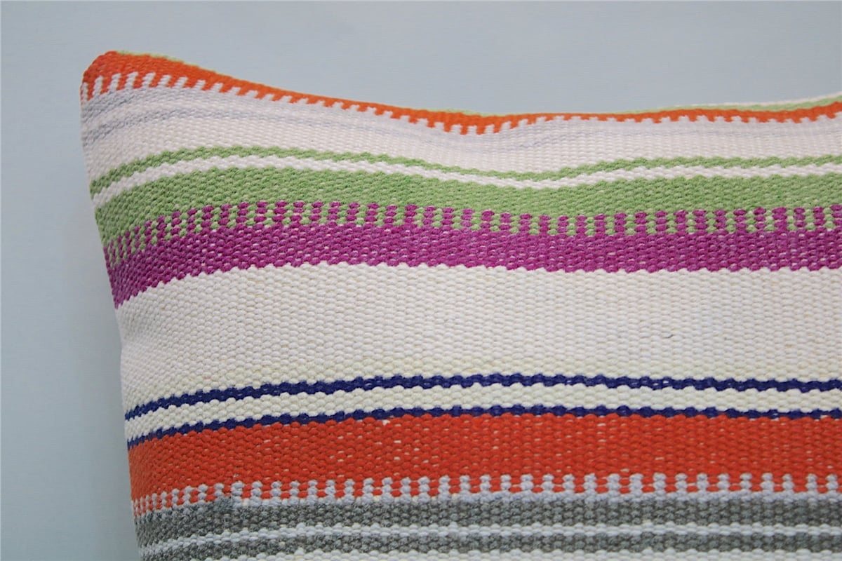 16x16 feet (40x40 cm) Kilim Pillow