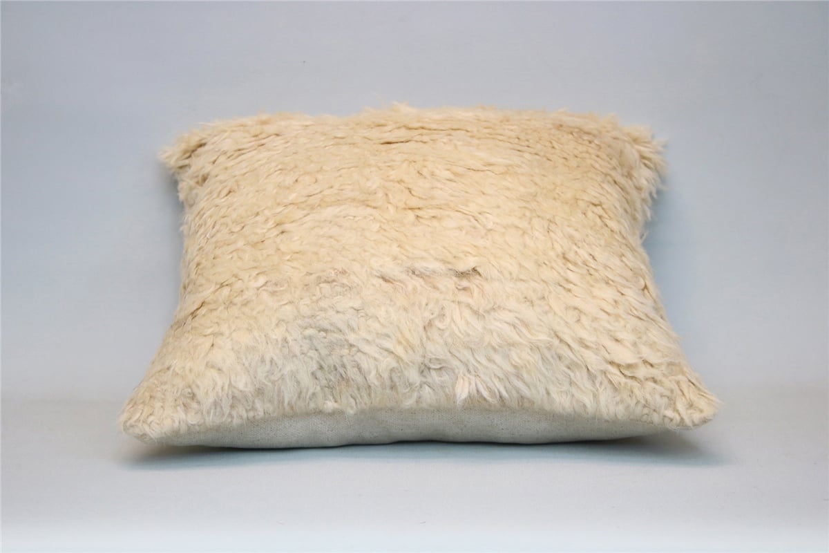 16x16 feet (40x40 cm) Kilim Pillow