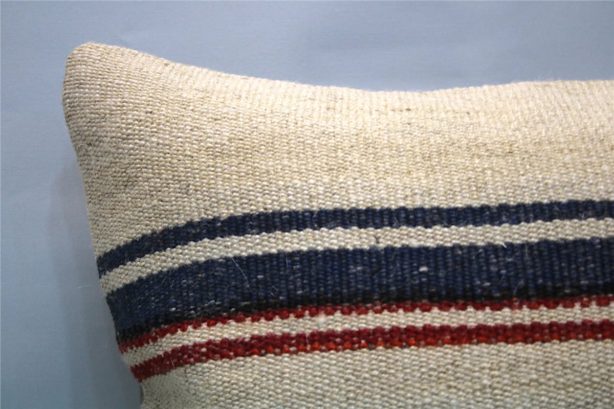 16x16 feet (40x40 cm) Kilim Pillow