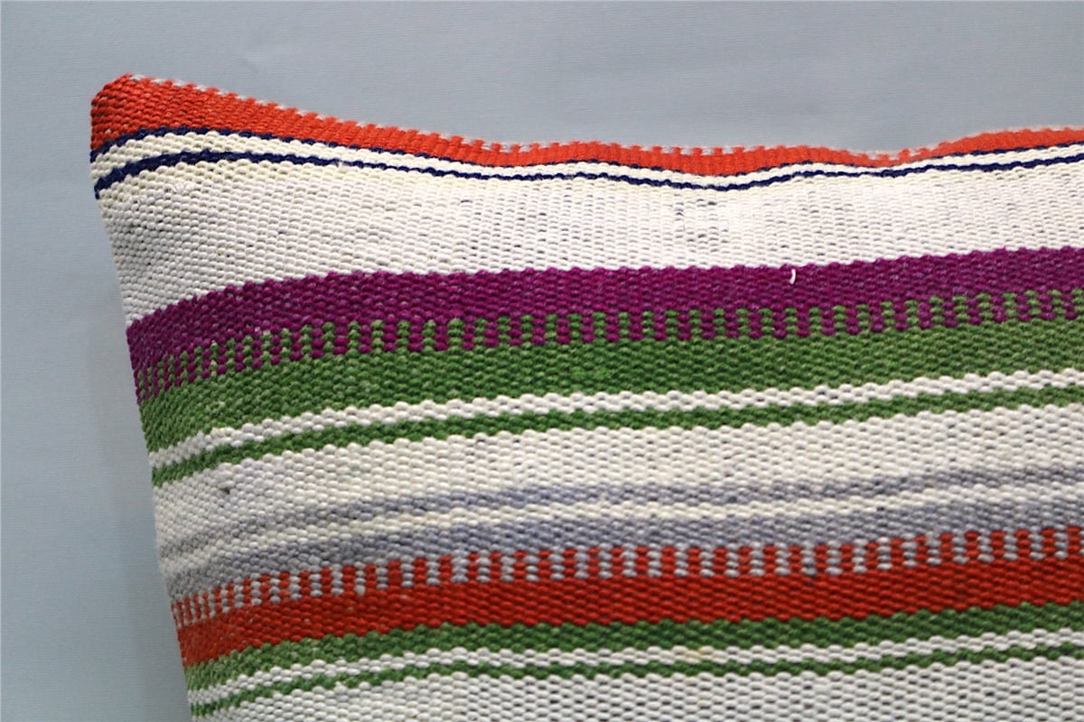 16x16 feet (40x40 cm) Kilim Pillow