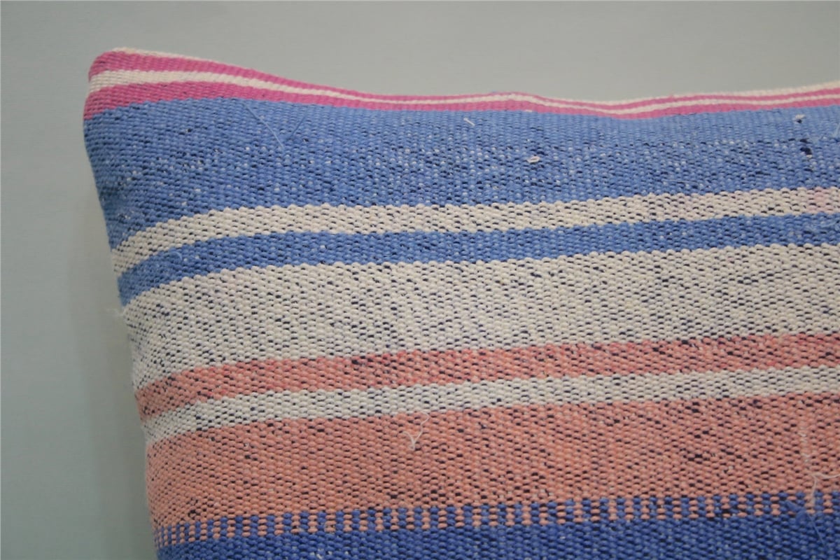 16x16 feet (40x40 cm) Kilim Pillow