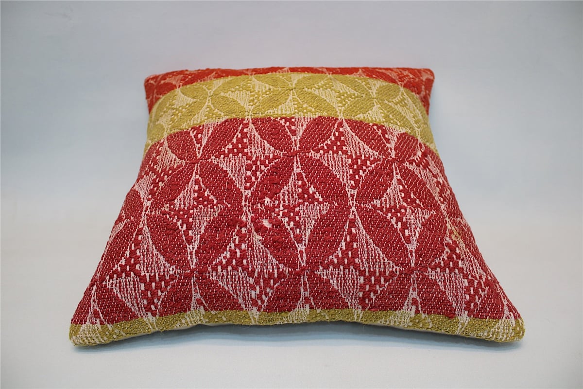 16x16 feet (40x40 cm) Kilim Pillow