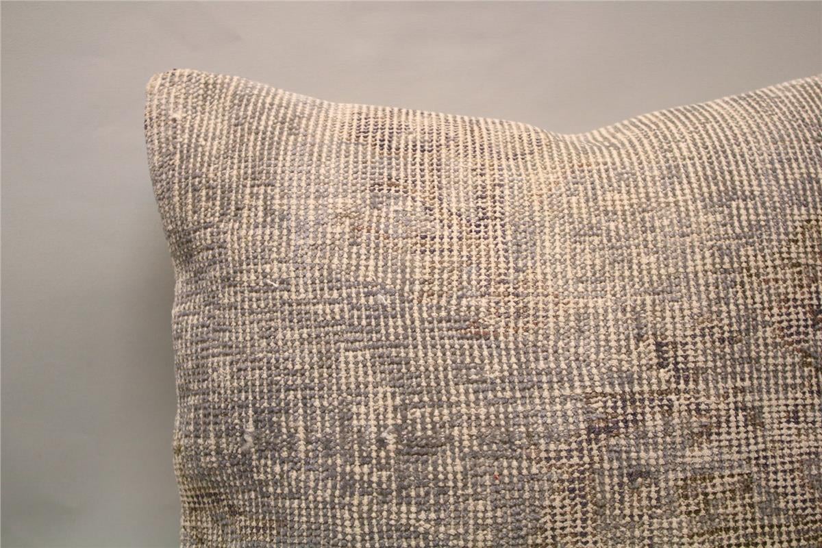 16x16 feet (40x40 cm) Kilim Pillow