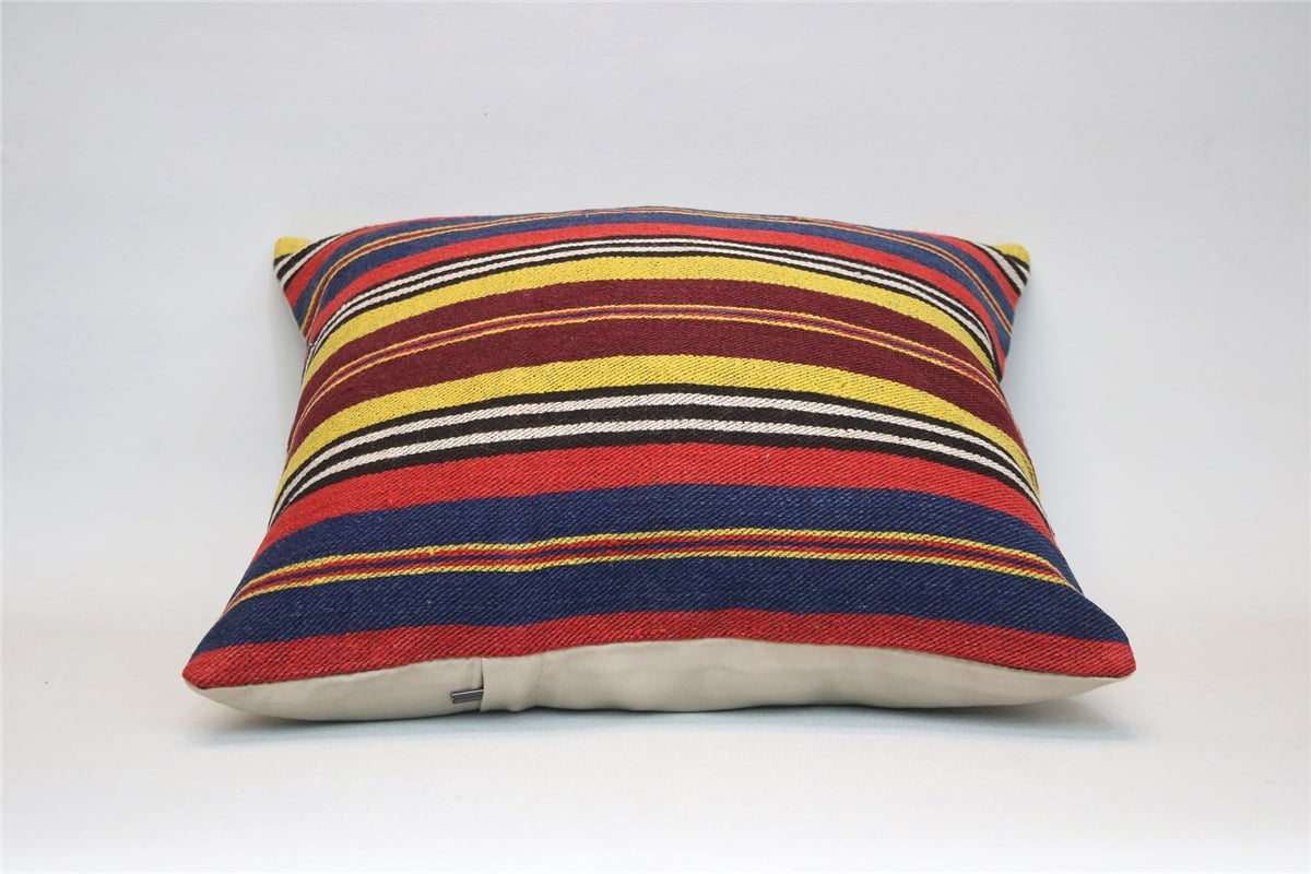 16x16 feet (40x40 cm) Kilim Pillow