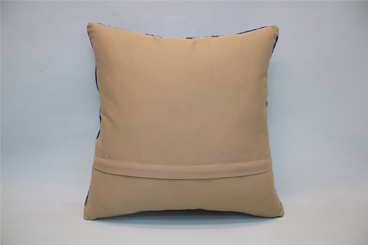 16x16 feet (40x40 cm) Kilim Pillow