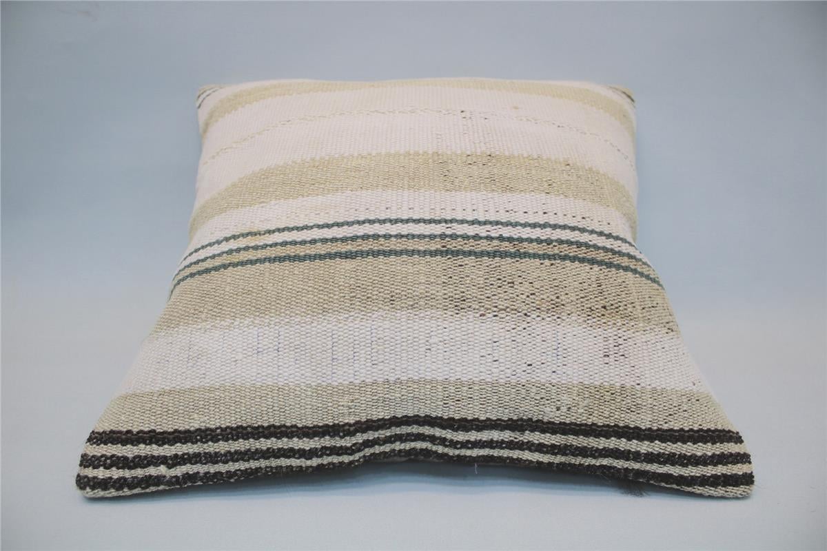 16x16 feet (40x40 cm) Kilim Pillow