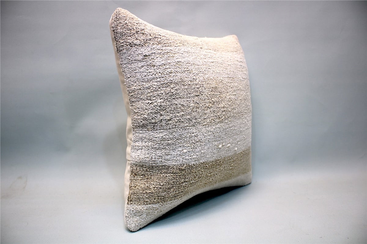 16x16 feet (40x40 cm) Kilim Pillow